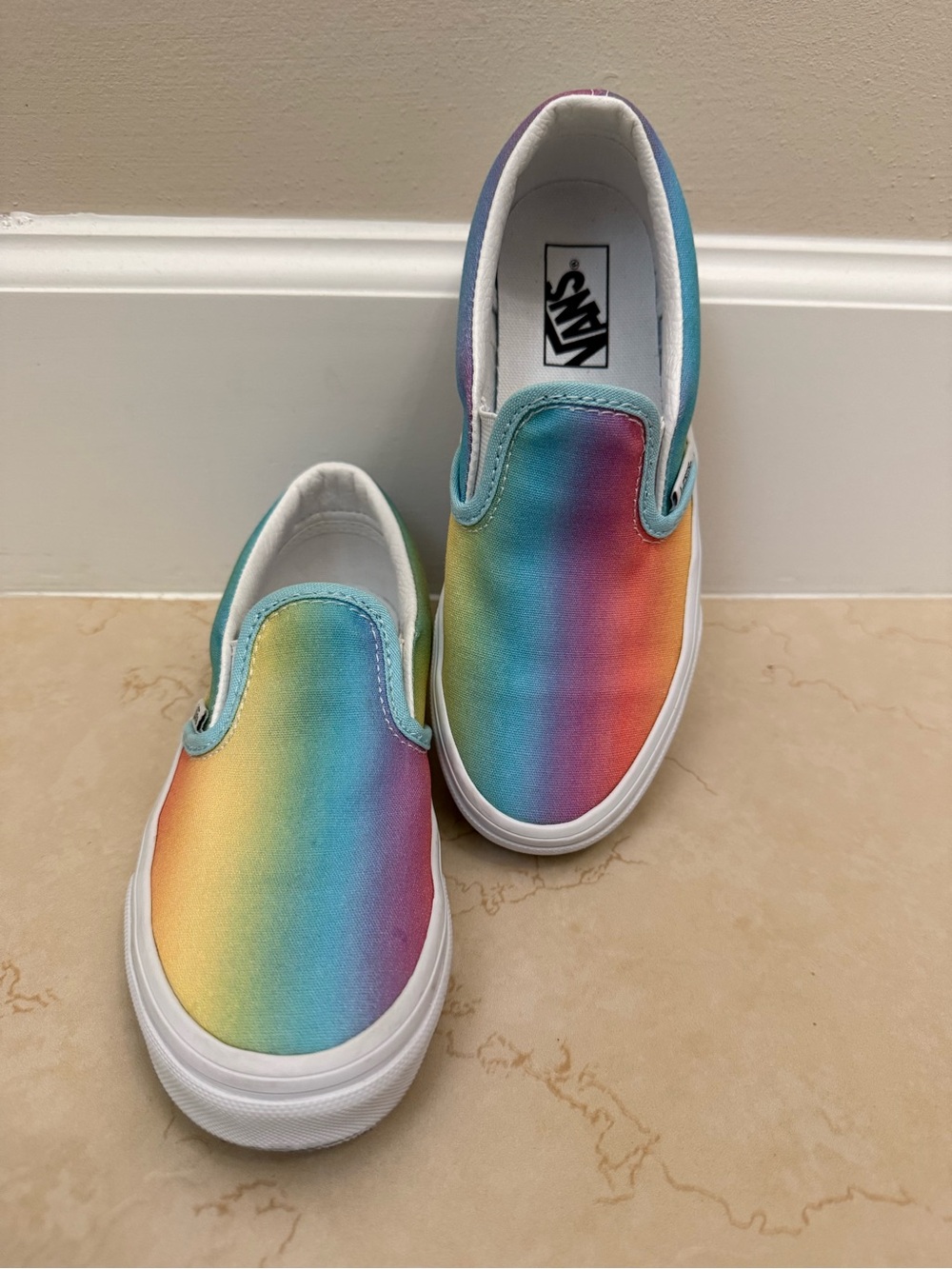 Vans Kids Classic Slip-On Rainbow Canvas Sneakers size 1